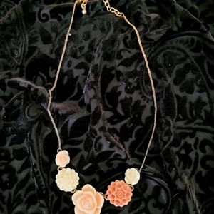 Ann Taylor necklace
